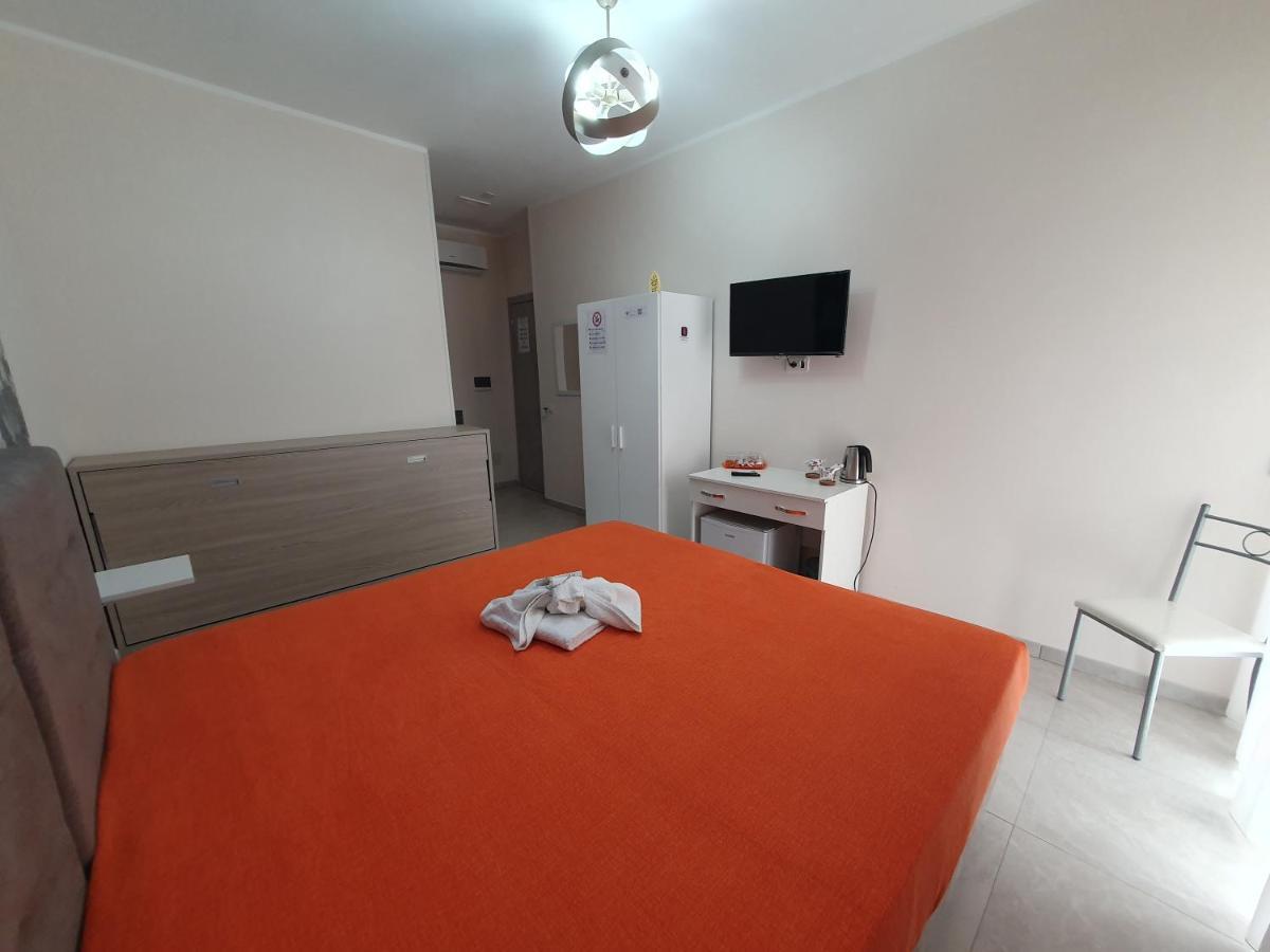 Hotel Nazionale Dream 2 Napoli Esterno foto